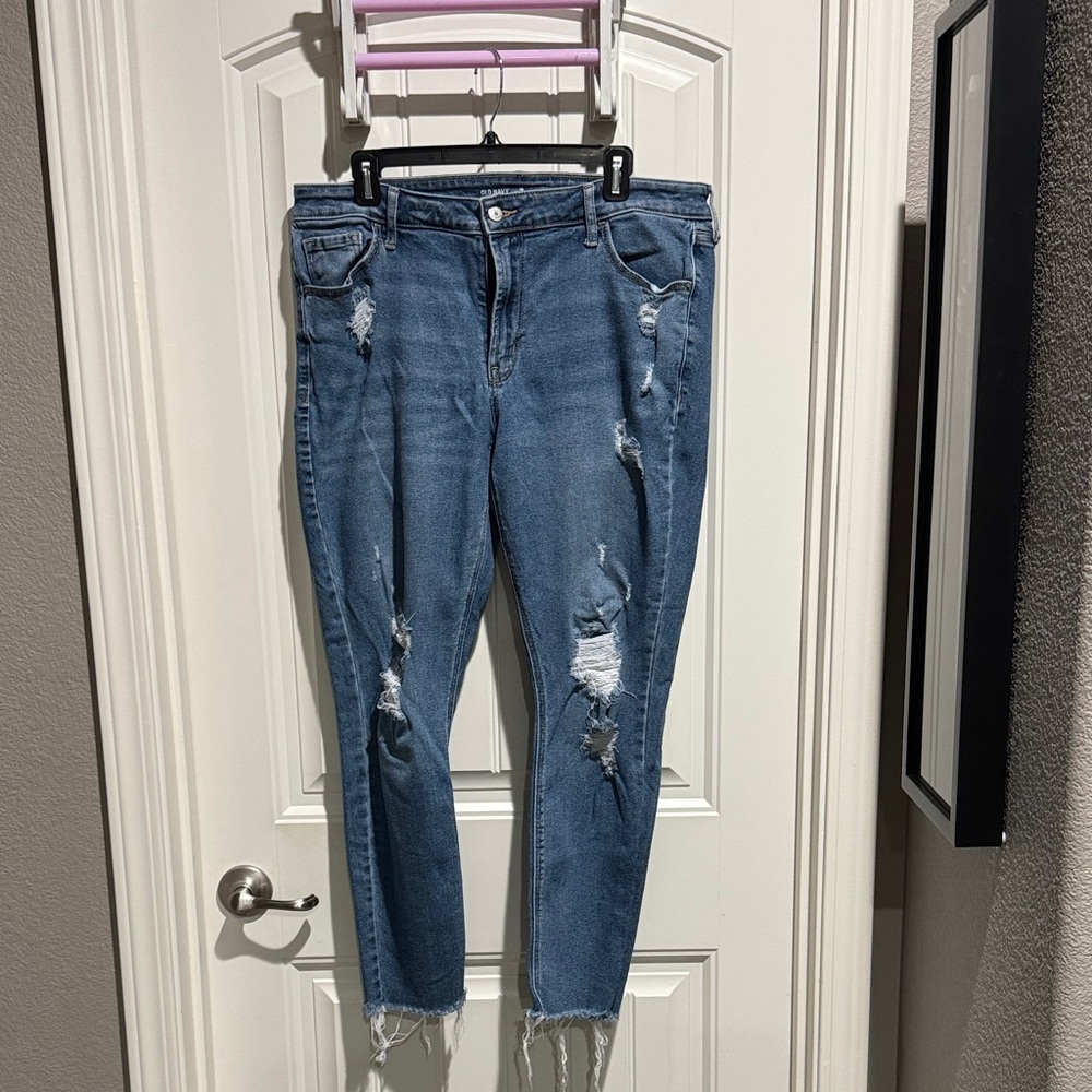 Pre owned Distressed Blue Jeans